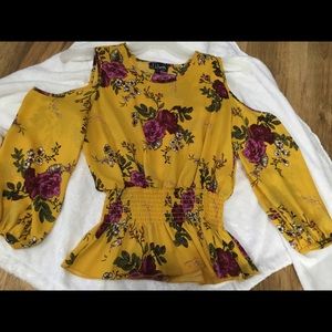 Really cute Blouse